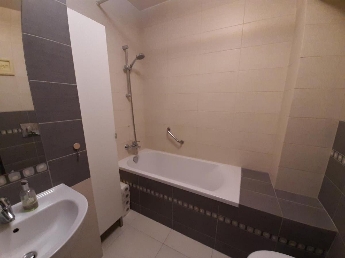 דירות ורוצלב Apartament Di Trevi - Klimatyzacja מראה חיצוני תמונה